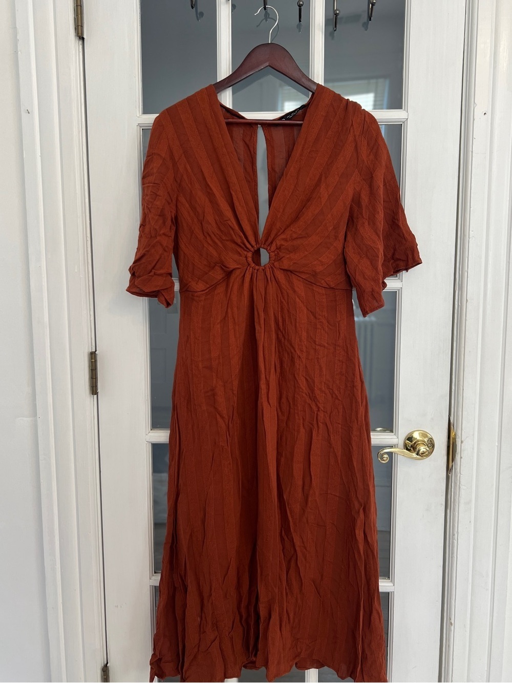 ZARA Women’s Burnt Orange Short Sleeve V-Neck O-Ring Split Back Midi Dress